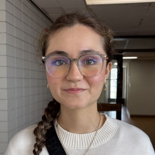 Picture of  Paula Alvarez