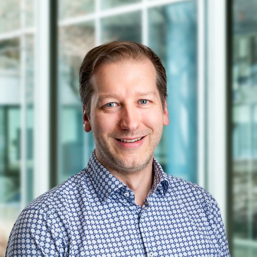 Photo of Dr. Joshua Buse